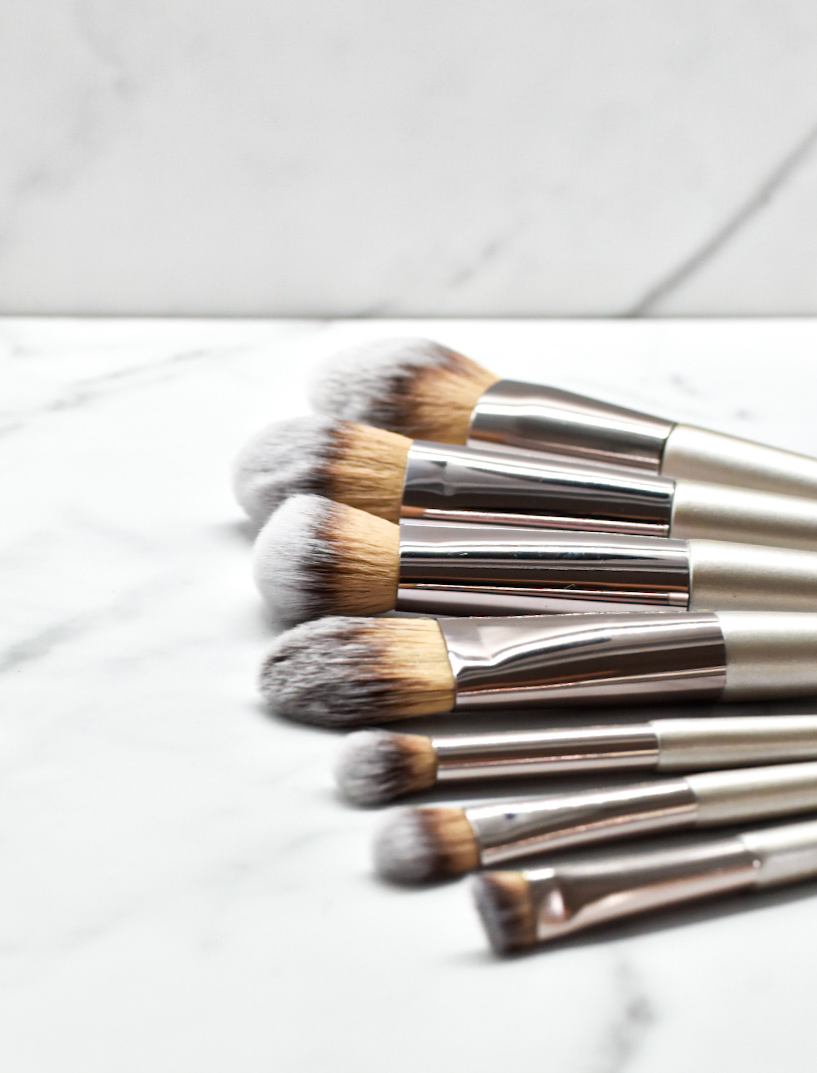 Miniatura 2 de SET X 7  BROCHAS PELO FINO MANGO MADERA